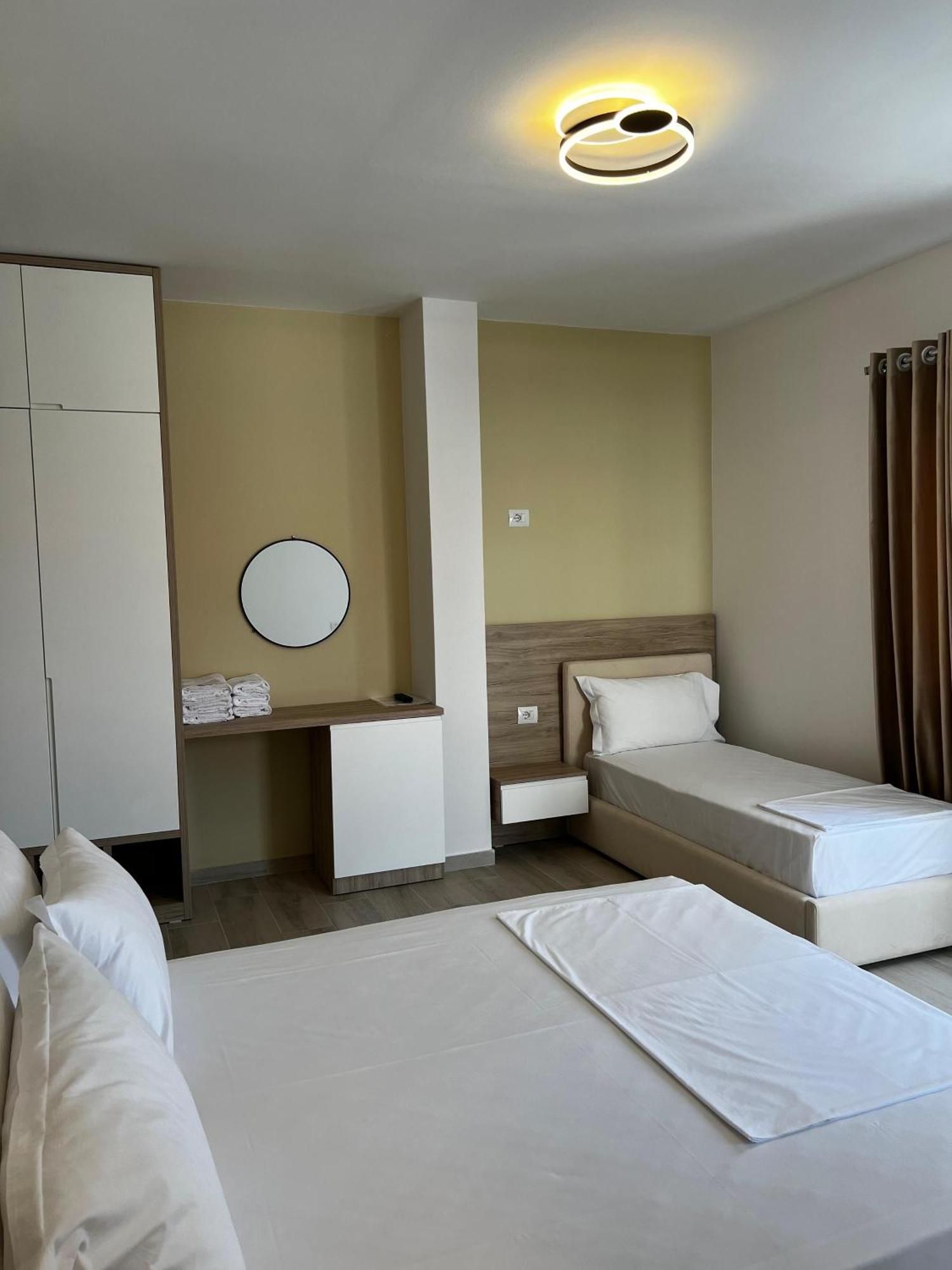 Helena Hotel Шенджин Экстерьер фото